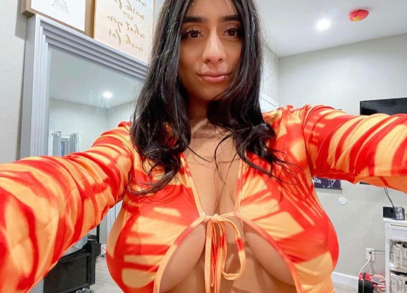 I’m available for both Incall and outcall service