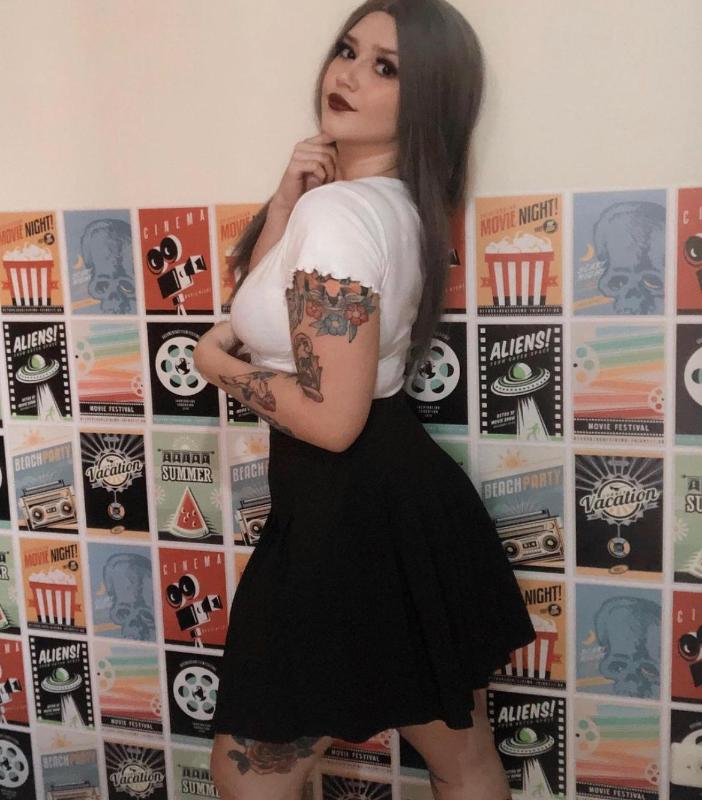 Hot & sexy Escort available