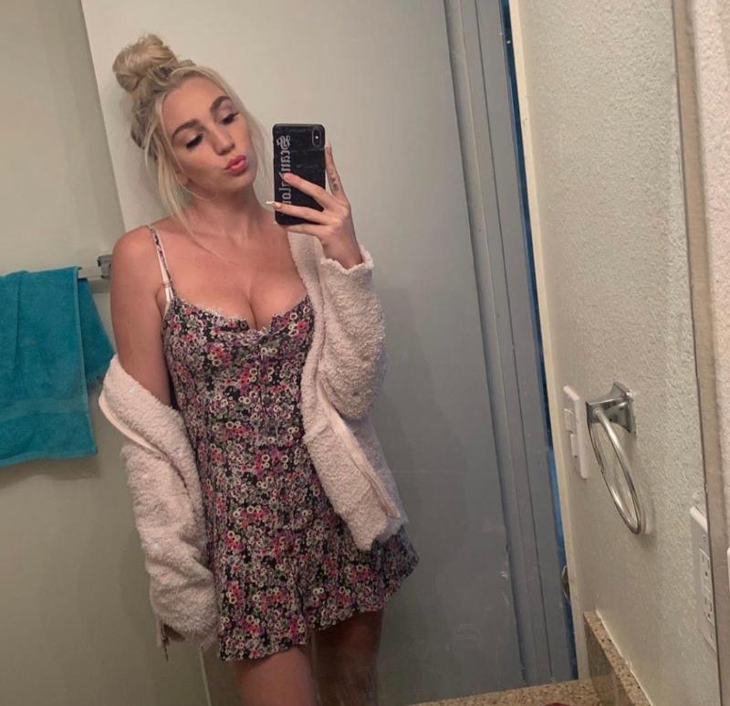 I’m available for any kinda fun Dm if you’re interested 🥰