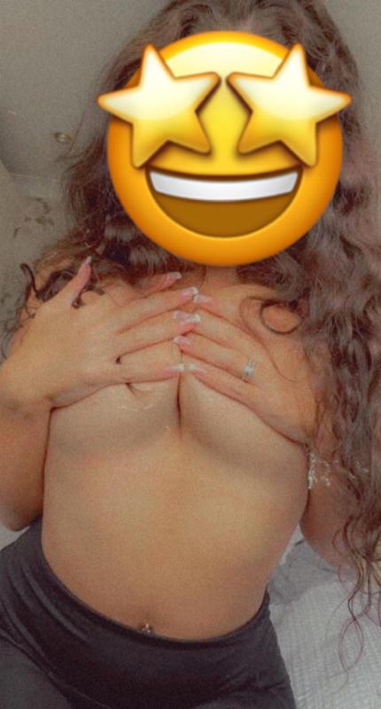 I’m down to Fuck text me (470) 851-3071
