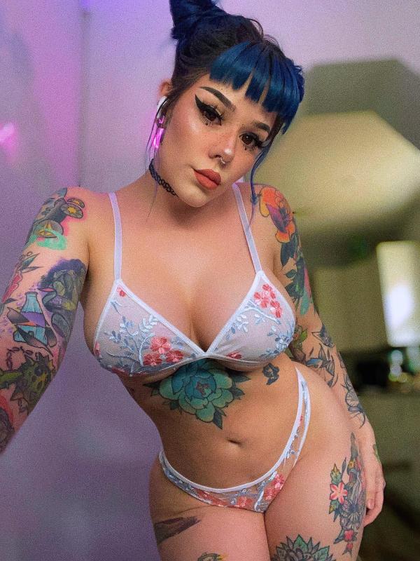 Hot 🥵 kim Snapchat🍆🍅🍑💦kim_baley2021