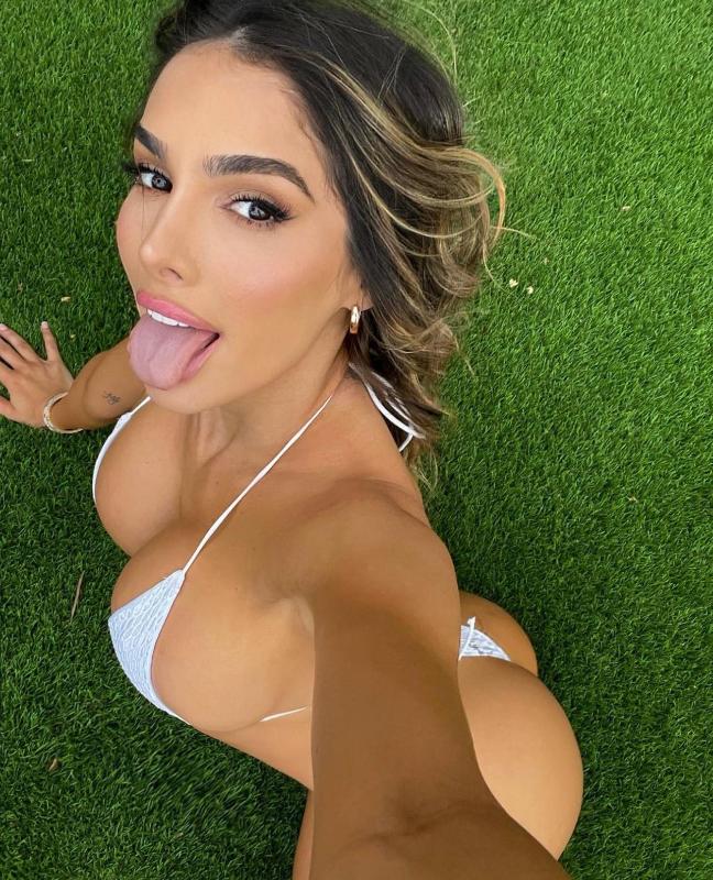 Are you down for hookup 🤩 I OFFER "INCALL ,OUTCALL AND CARDATE