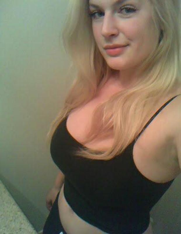 Come suck and eat my wet pussy