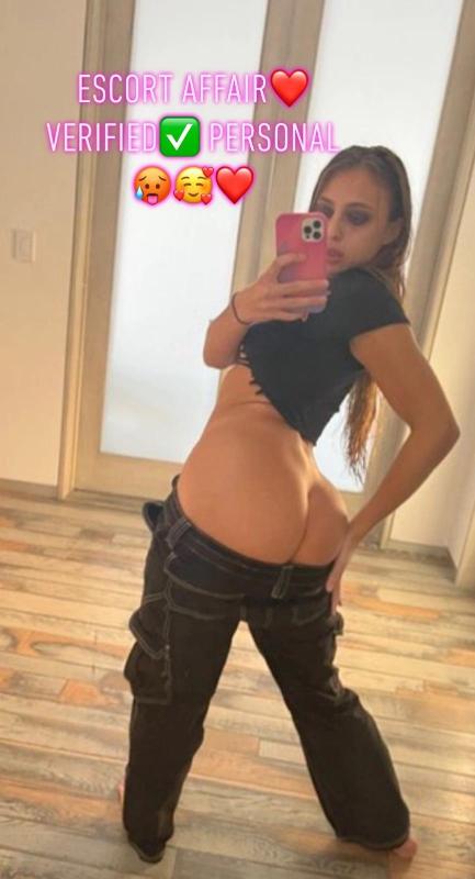 Let’s **** tonight add my snap Amyharris300k or text 6027049773 🍆💦