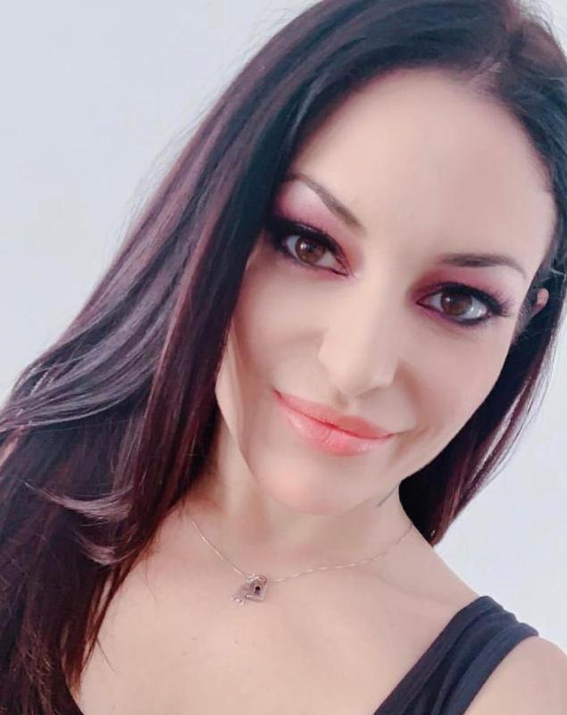 am Laura sweet Sexy Nasty 😋 your complete late freak,🍆😁 check me out