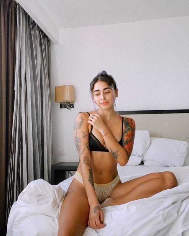 Fuck me daddy.✴️✴️✴️Don’t stop! ✴️✴️✴️✴️You own me✴️✴️✴️ feel you inside me✴️✴️✴