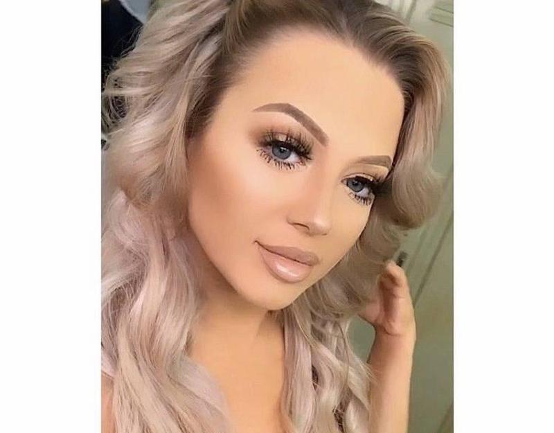 visiting vixen ashley !! sexy body !! busty !!