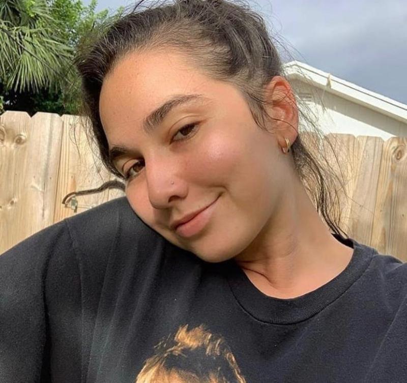 Hey Guys I'm Available For Some Nasty Fun