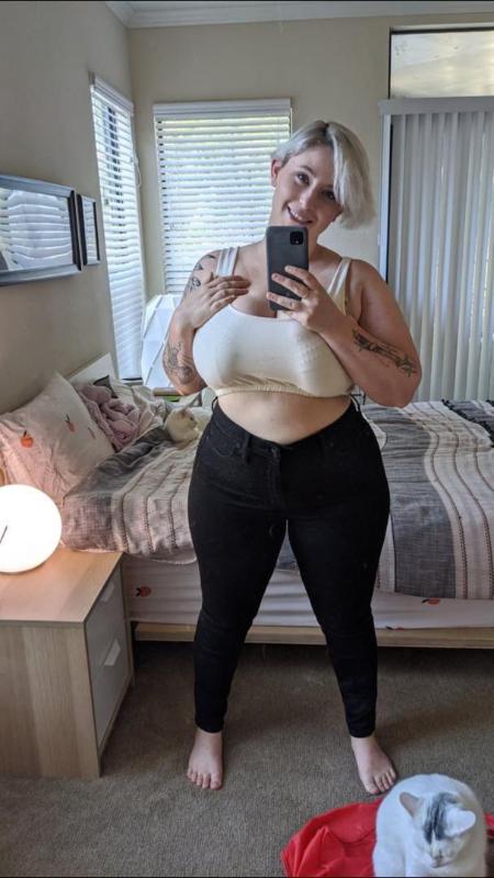 I'm available for Car dates, In Calls & Out calls service 719-377-3205