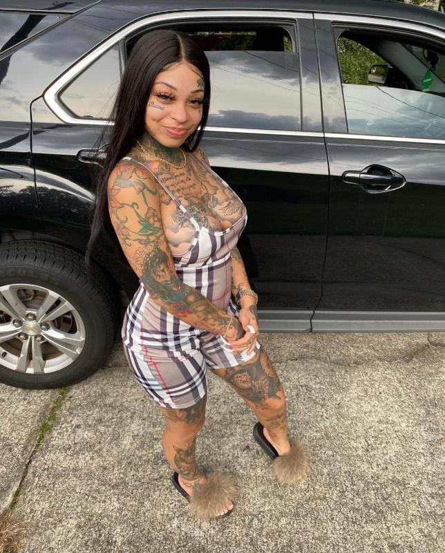 Escort Hookup Available HMU, Mature Minds