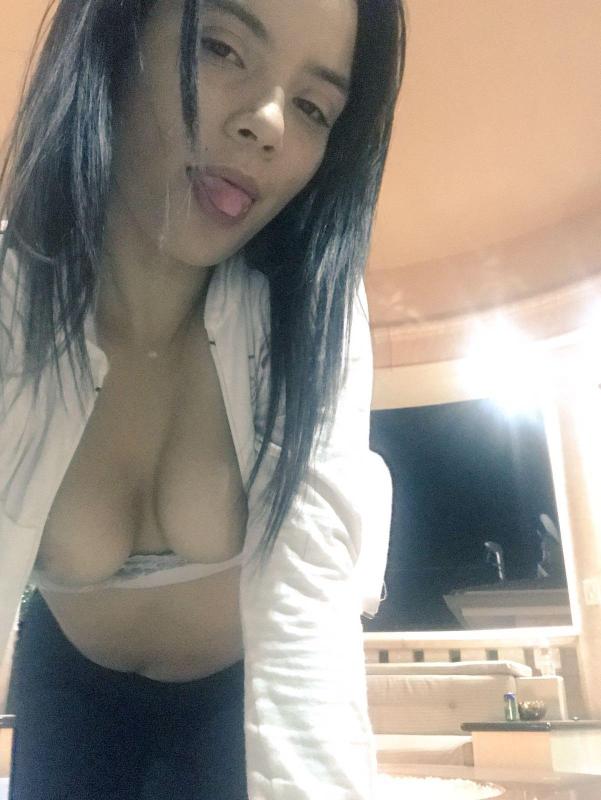 Hello my baby, today I have a special of 120 for an hour just for today🔥🔥