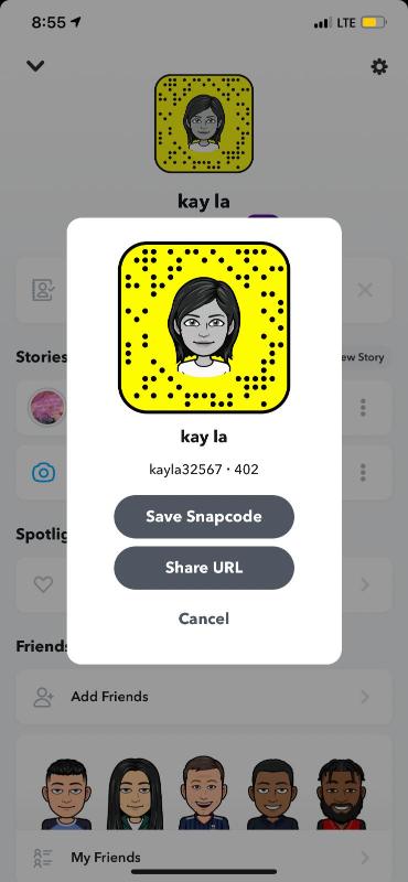 Who’s down to hookup with me .. I’m available