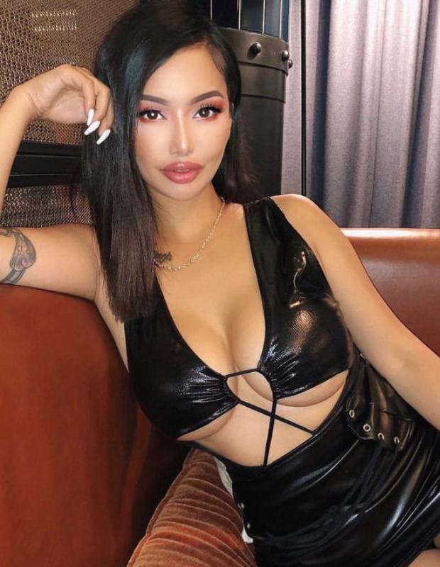 am Ashley sweet Sexy Nasty 😋 your complete late freak,🍆😁 check me out