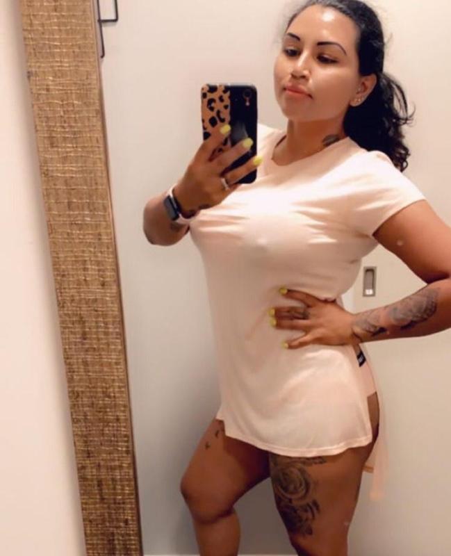 I’m available for hookup incall and outcall3253122332