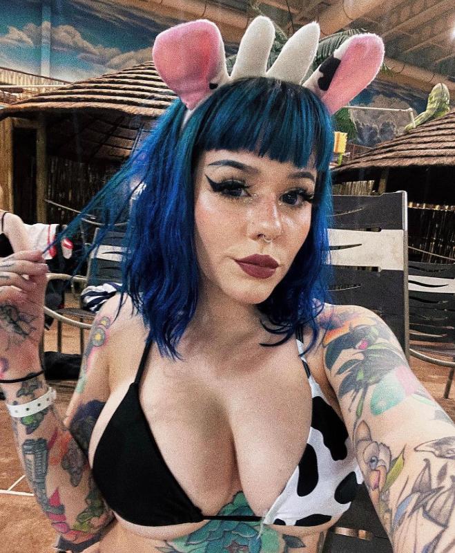 HMU ready to give you the best memories/moments of your life😁❤️