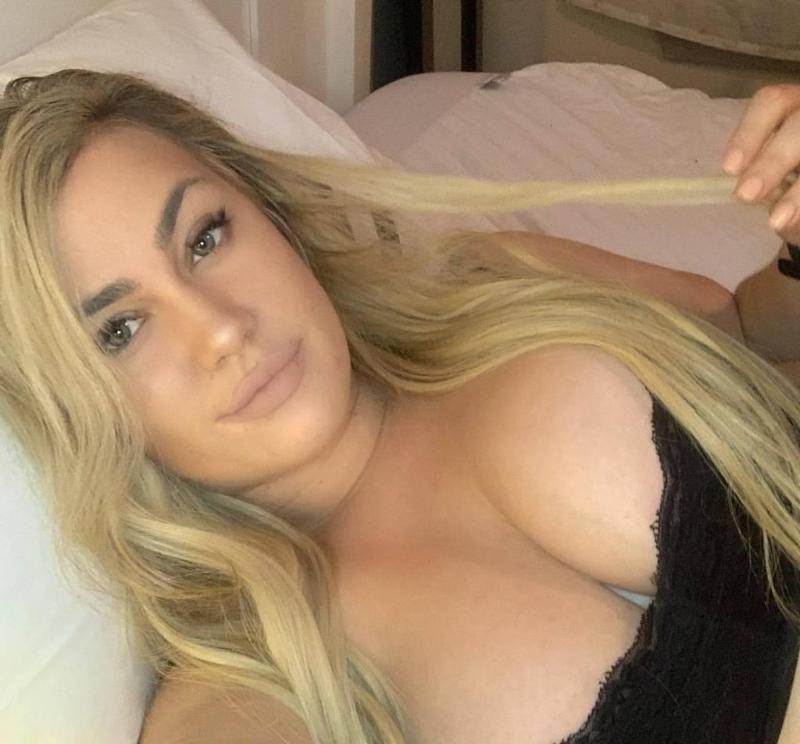 Real and naughty OP3n-mind3d , young , discreet & desirabl