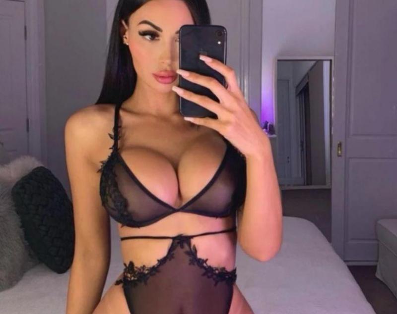 ANITTA - Independent Latina - MAYFAIR