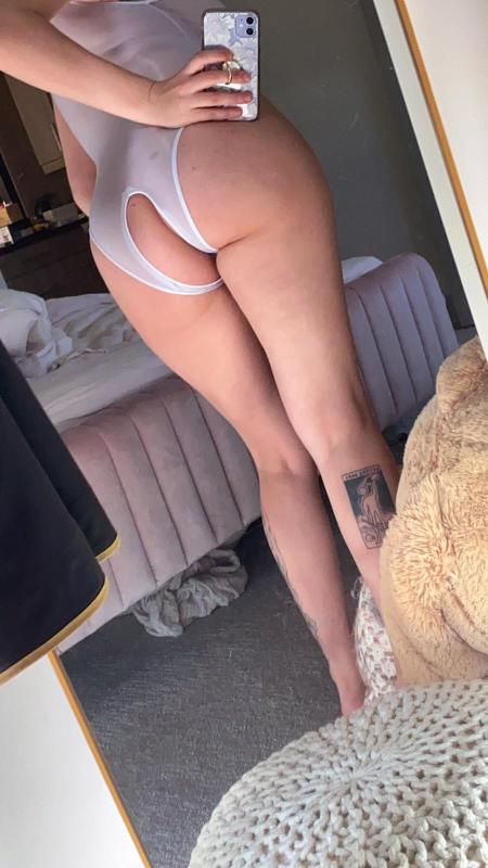 Hot and Sexy Lady Available
