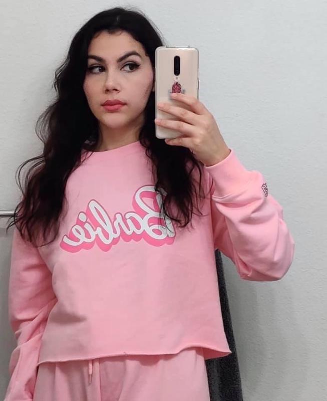 I’m available for sex incall and outcall