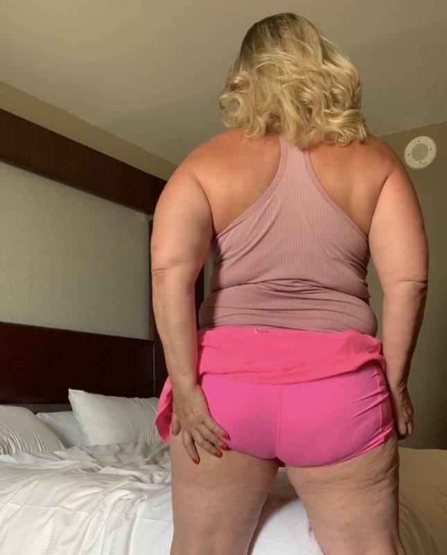 FIRST TIME HERE BARRIE!MATURE COUGAR!! FANTASY! ROLEPLAY! GF