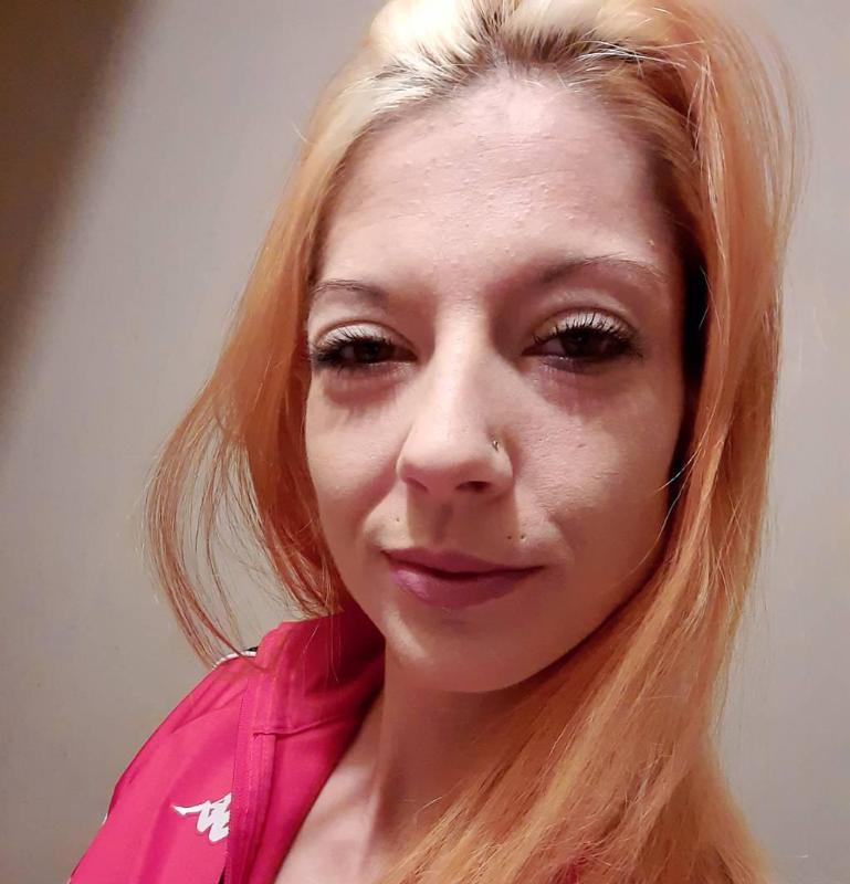 Tight and right Luscious lips Banging hips